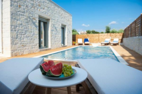Villa Vera - With Private Heated Pool & Jacuzzi